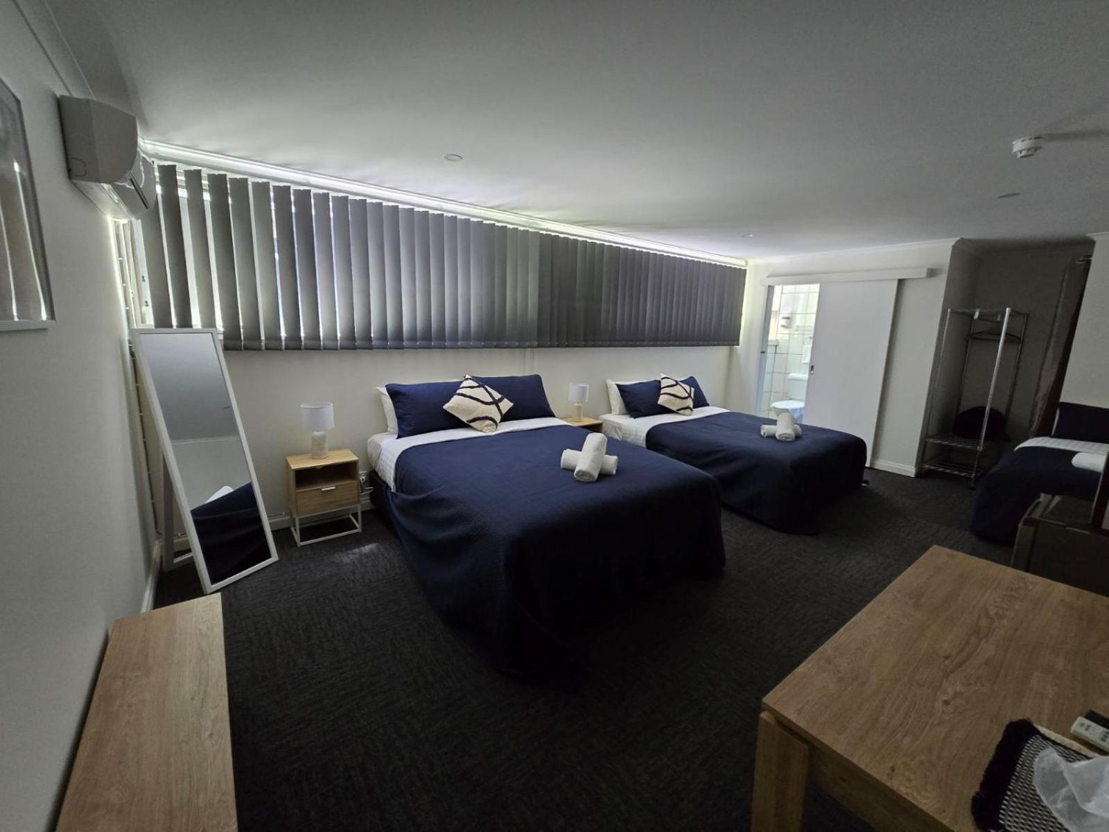 Warners Bay Hotel Extérieur photo